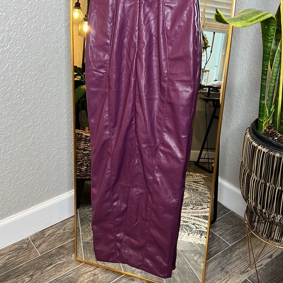 HOUSE OF CB 'Sahara' Merlot Vegan Leather Maxi Dress NWT - Picture 13 of 14